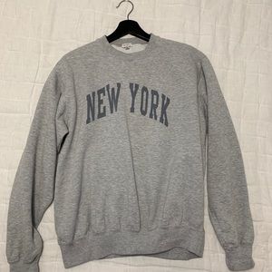 brandy melville crewneck sweatshirt